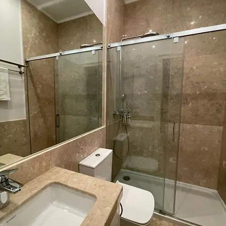 Apartment Modern 4-bedroom In Bairro Alto,