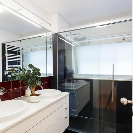 Apartment Modern 4-bedroom In Bairro Alto,